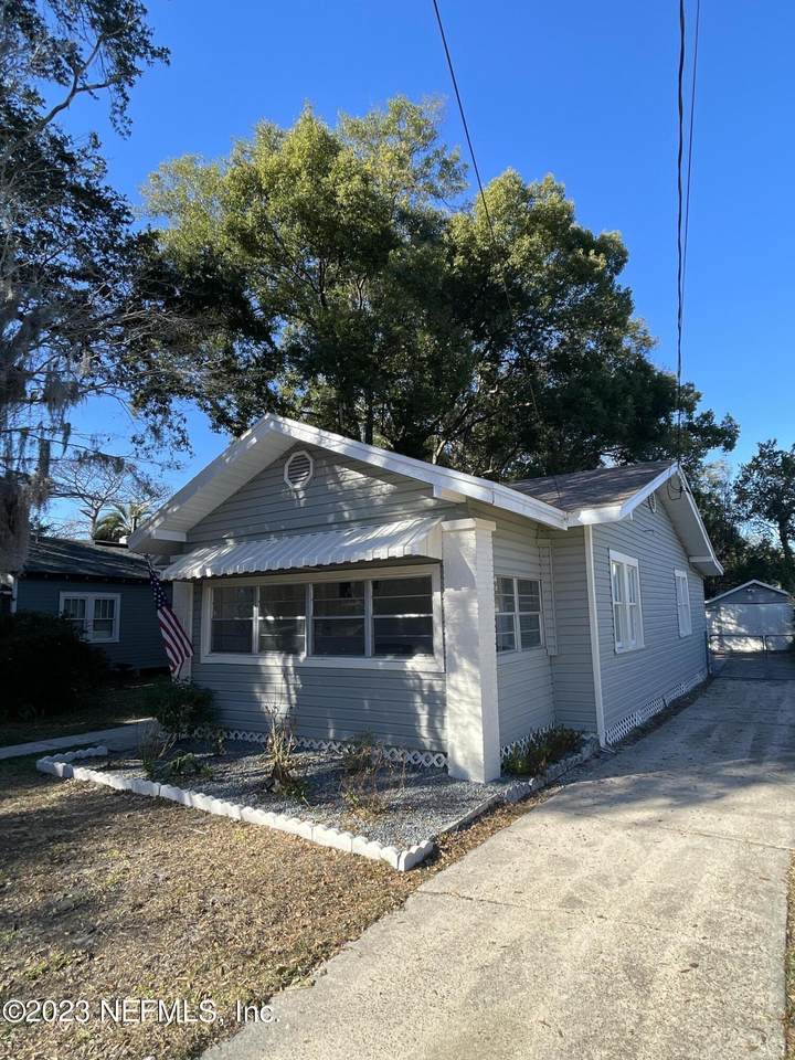 4355 Melrose Ave - Photo 1