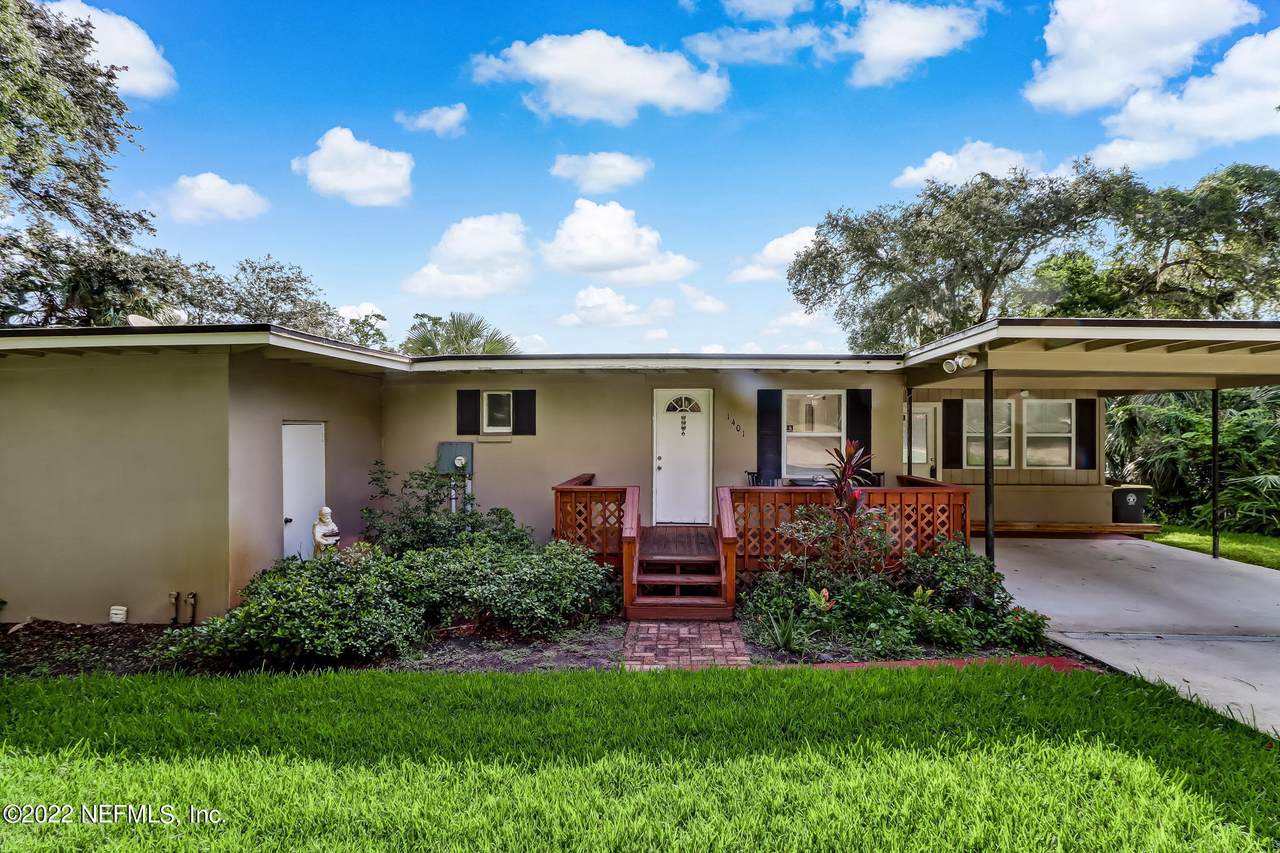 1401 Gay Ave - Photo 1
