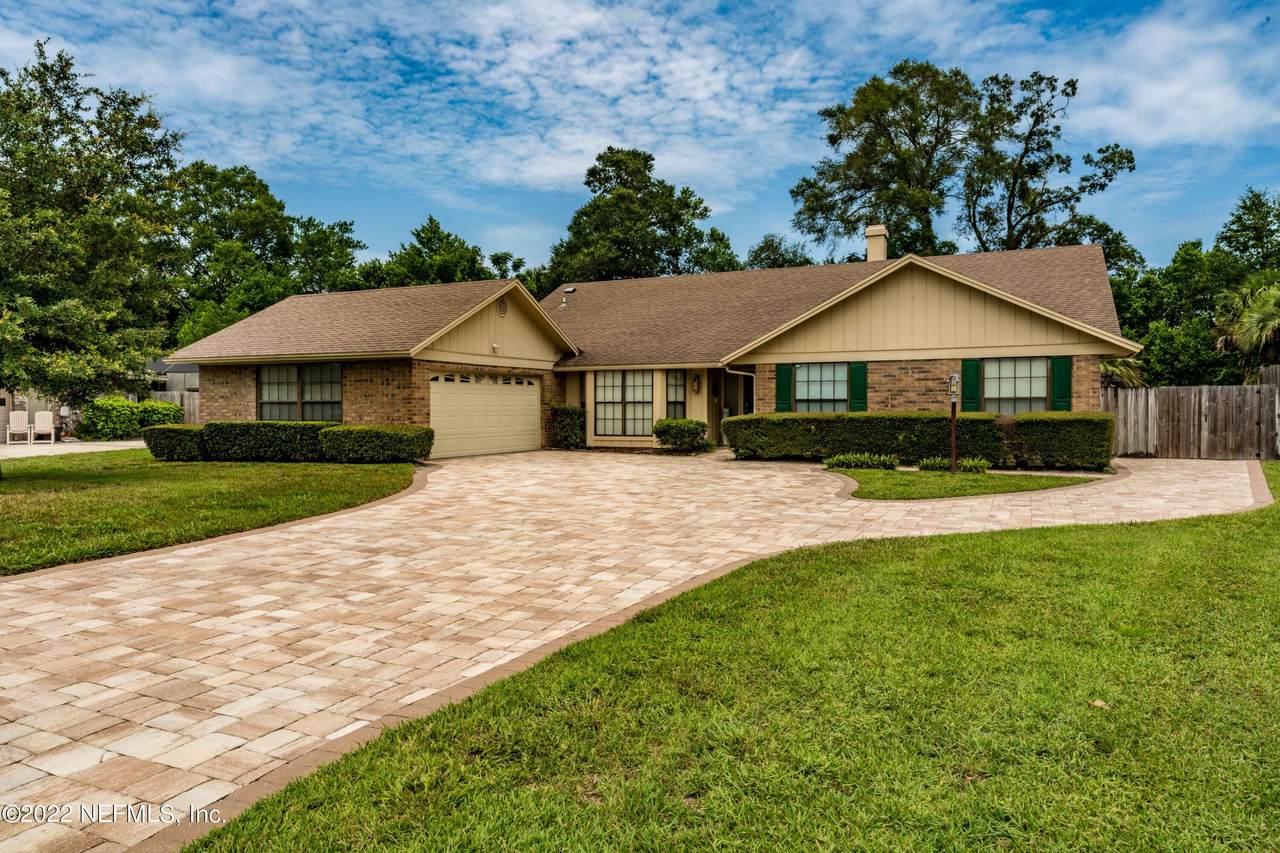 2850 Circle Ridge Dr - Photo 1