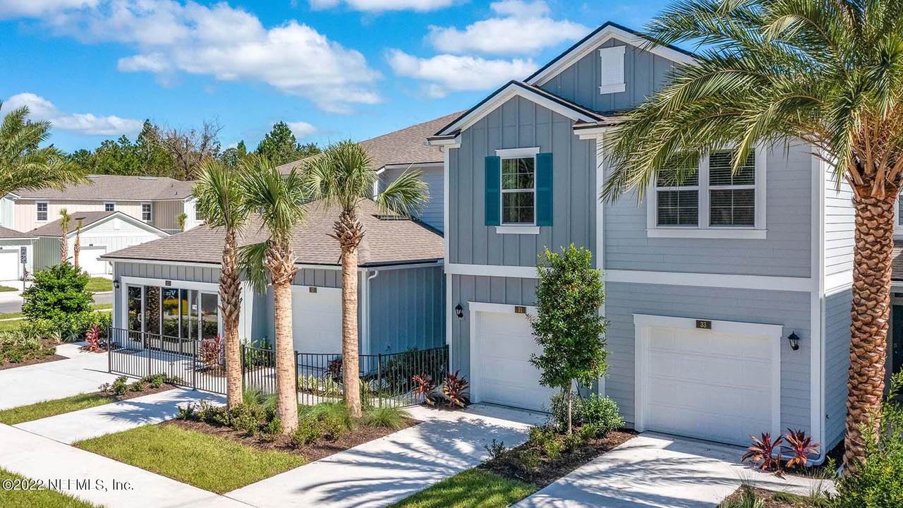 272 Pasadena Dr - Photo 1