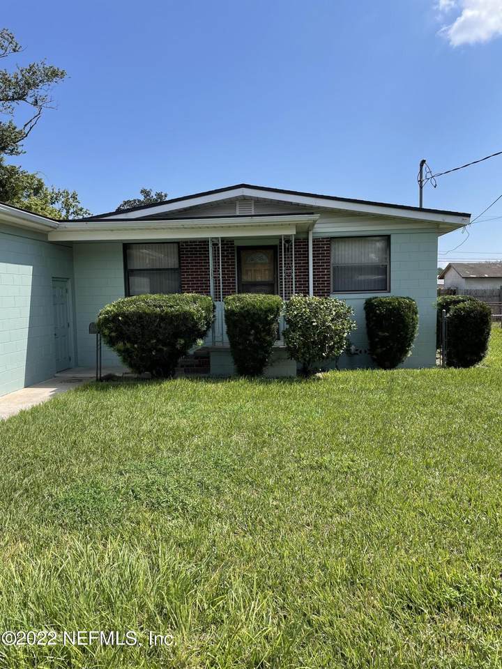 11221 Harlan Dr - Photo 1