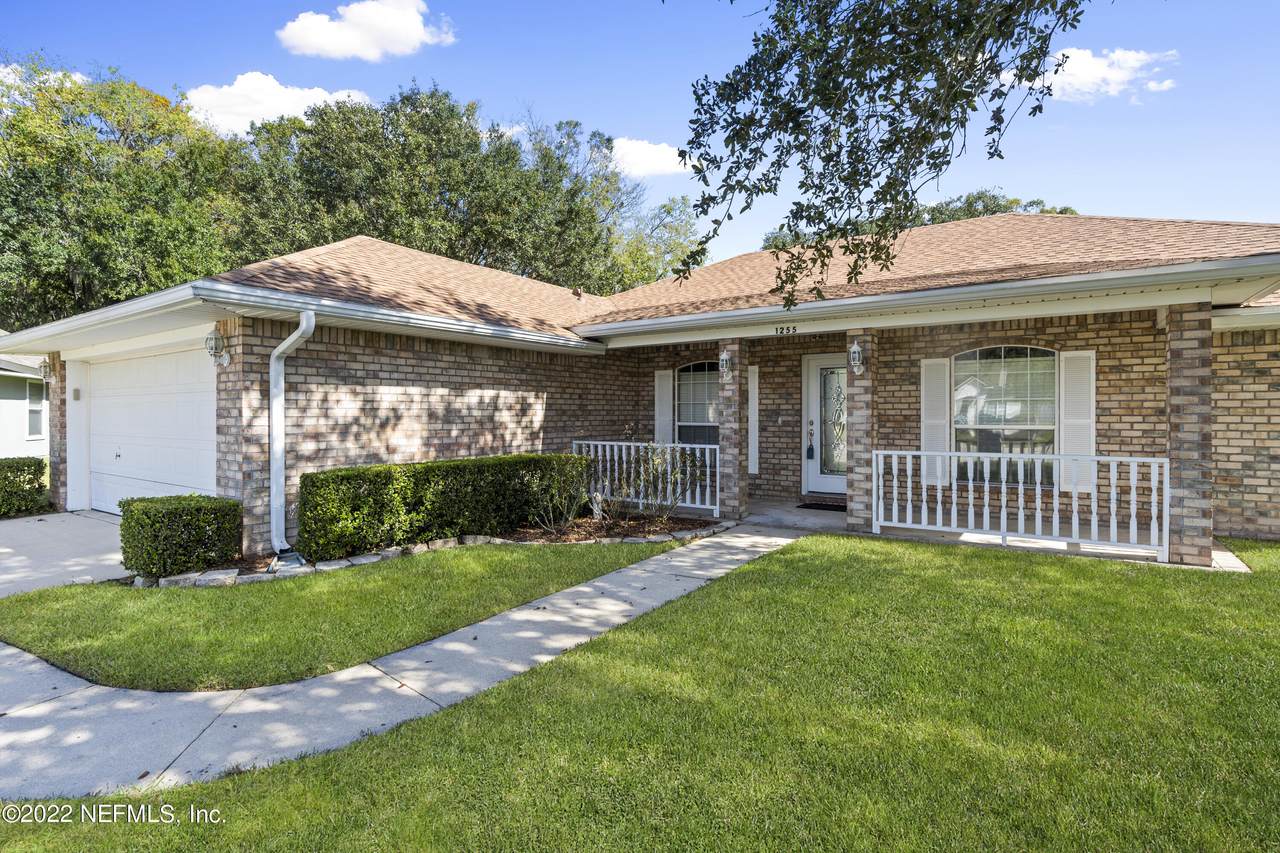1255 Crepe Myrtle Ct - Photo 1