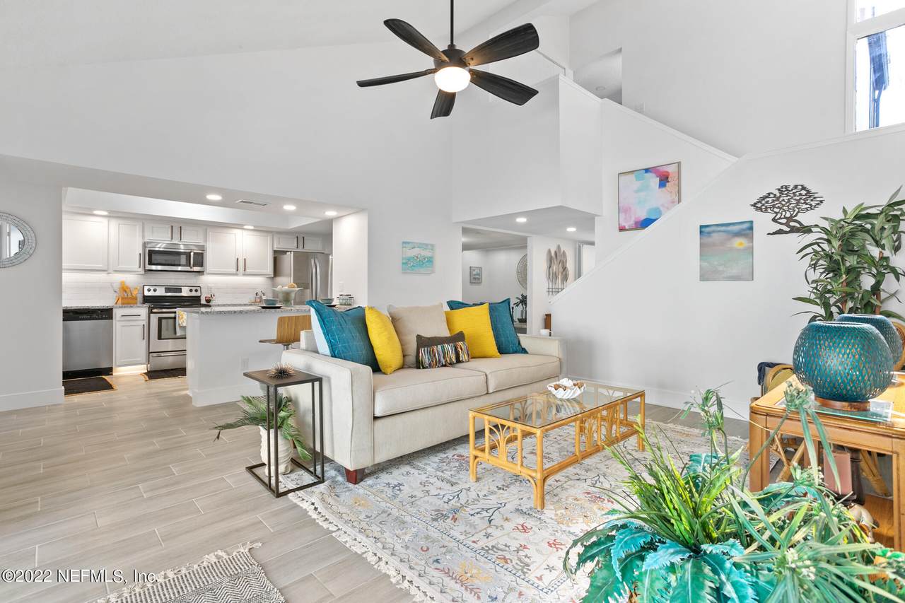 9229 Carnoustie Ln - Photo 1