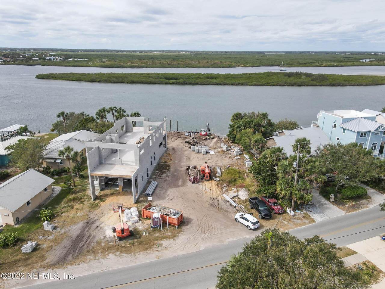 1200 Peninsula Ave - Photo 1