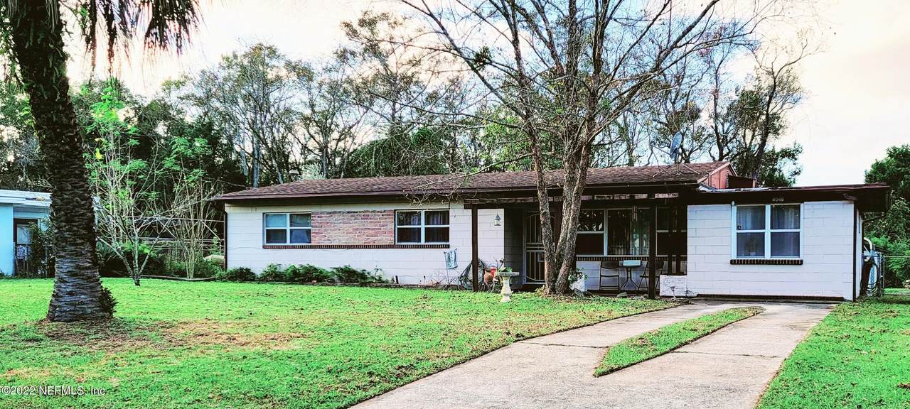 4046 Aldington Dr - Photo 1