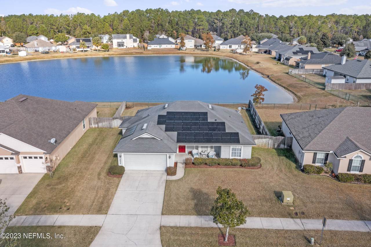 2624 Royal Pointe Dr - Photo 1