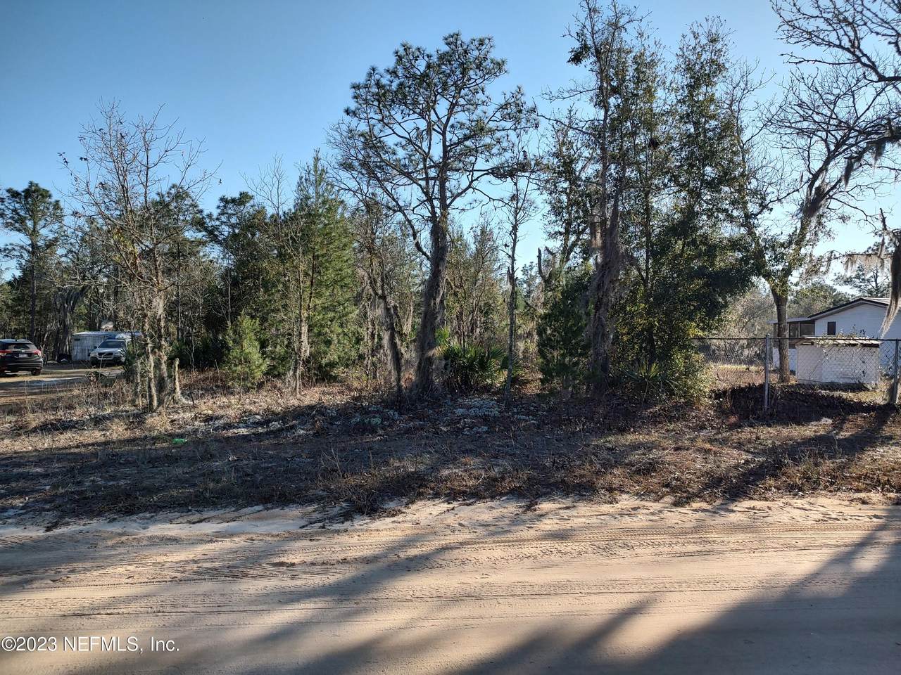 405 Himalayan St - Photo 1