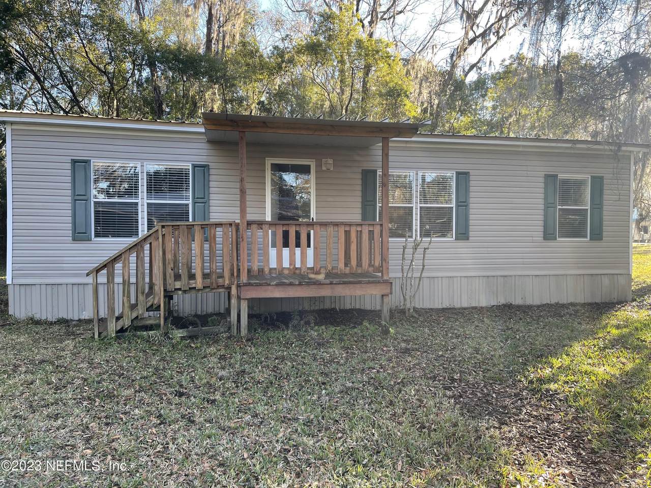 612 Collins Pl - Photo 1
