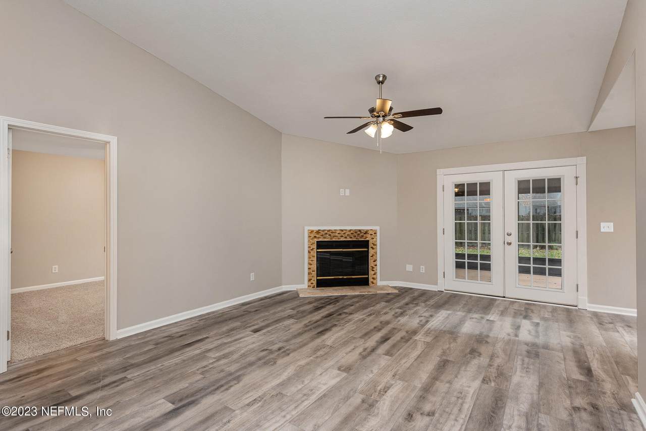 631 Hibernia Oaks Drive, Fleming Island, FL 32003 (MLS 2000445