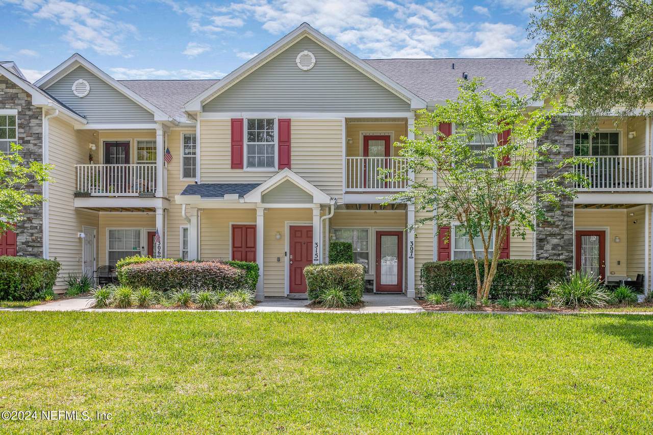 575 Oakleaf Plantation Parkway - Photo 1