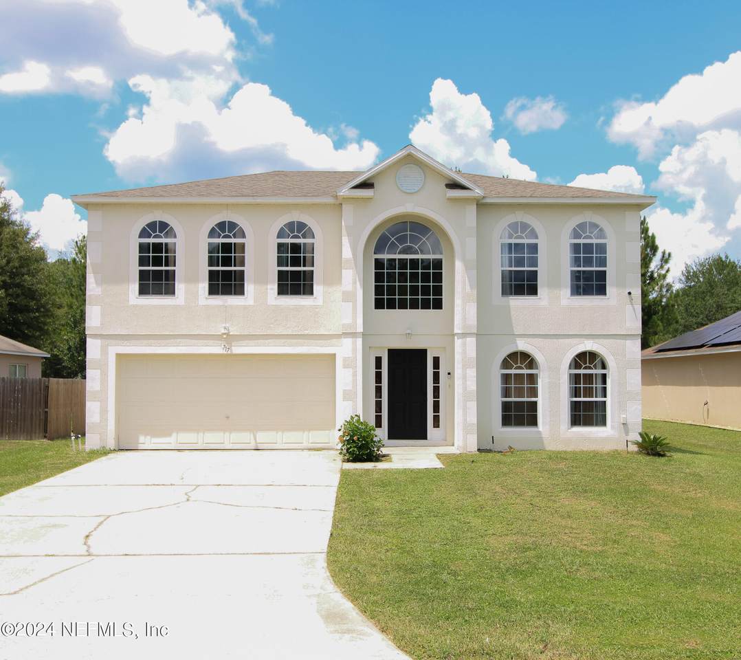 717 Largo Lane - Photo 1