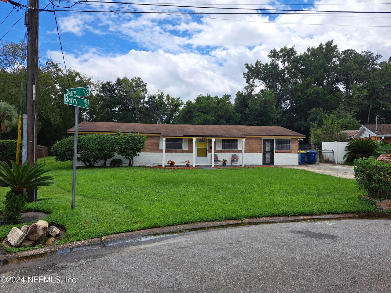 2104 Barry Drive - Photo 1