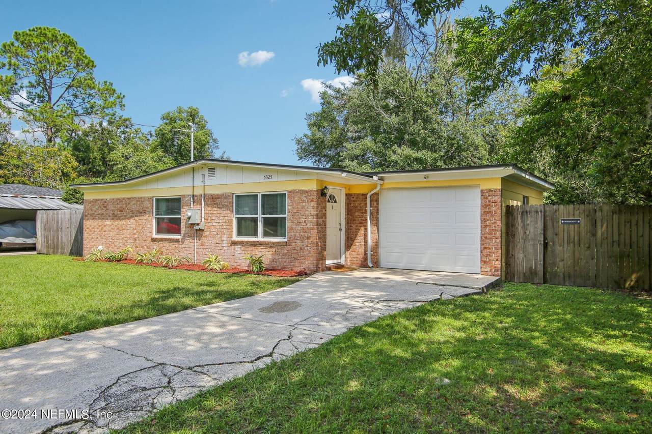 5325 Seaboard Avenue - Photo 1