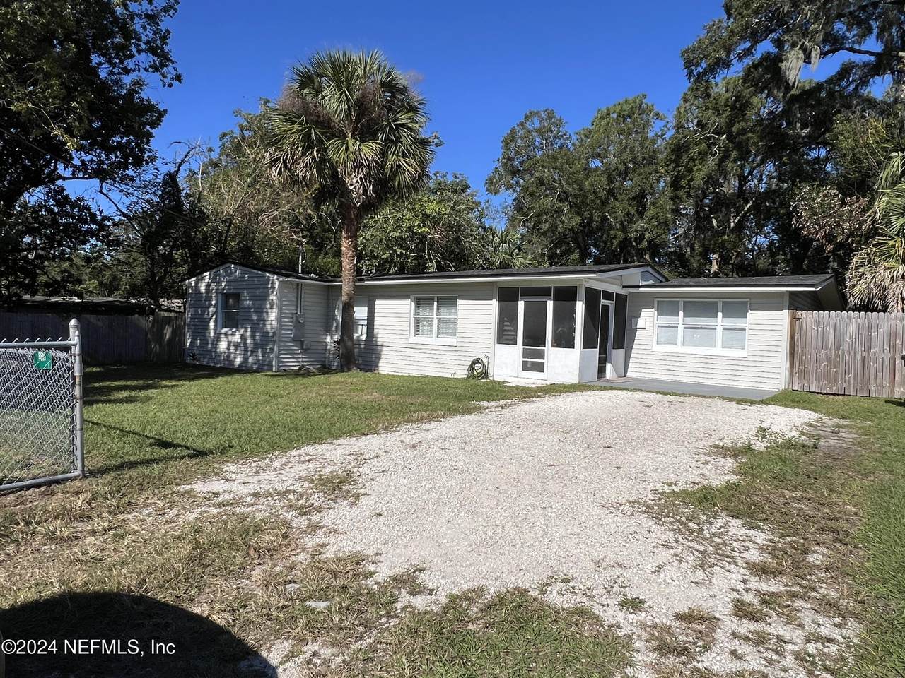 5519 River Forest Drive - Photo 1