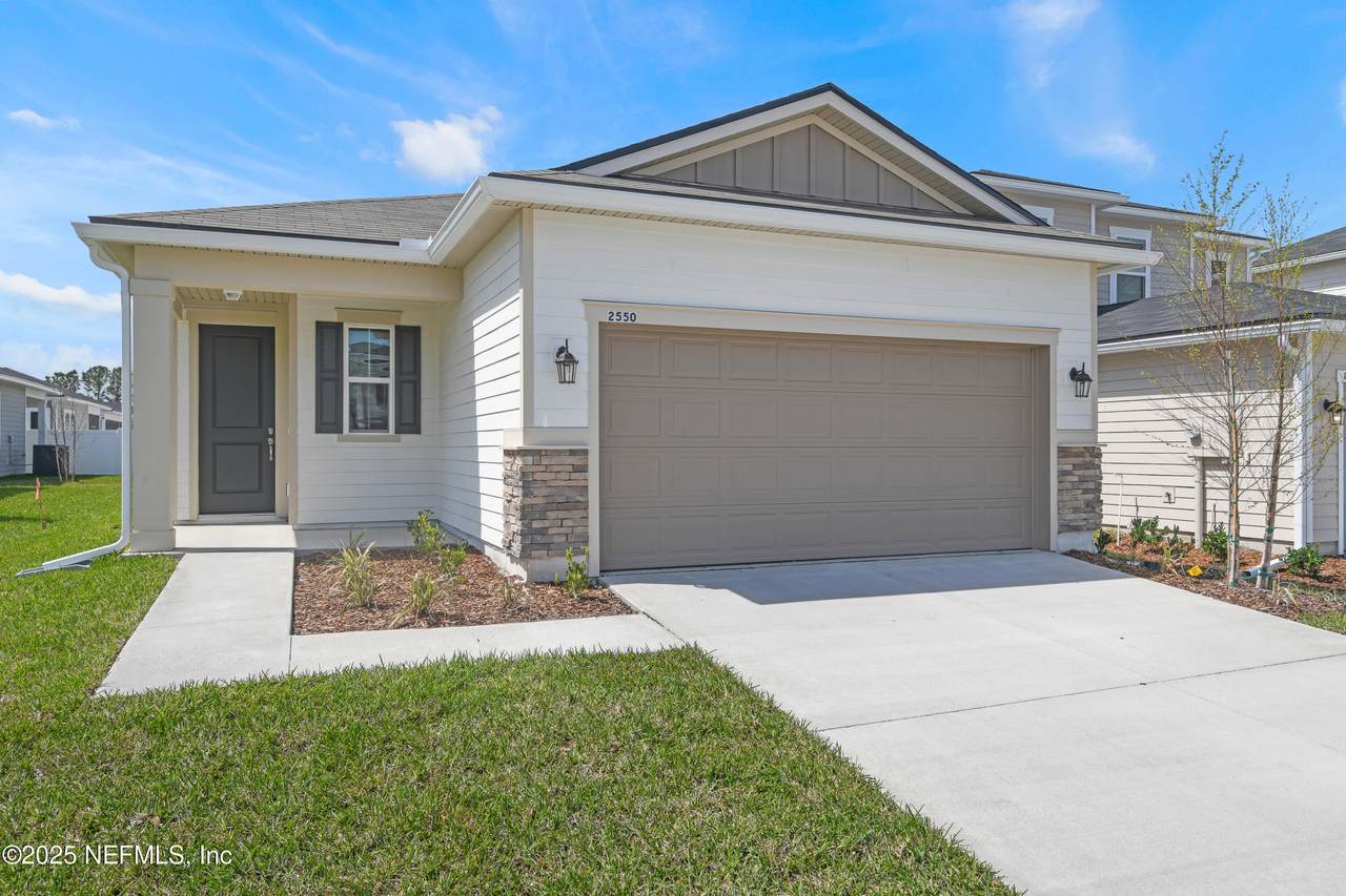 2550 Thaddeus Creek Lane - Photo 1