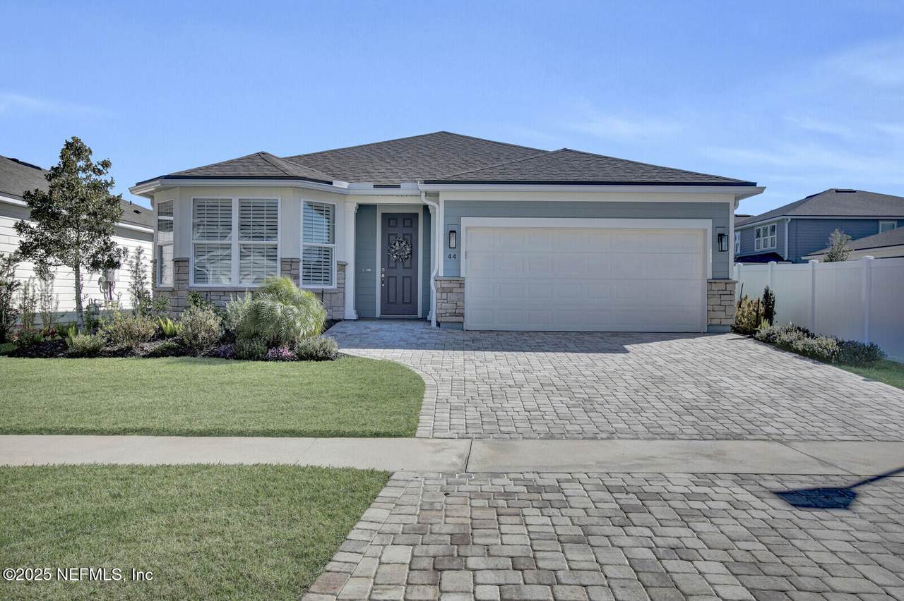 44 Garden Court - Photo 1