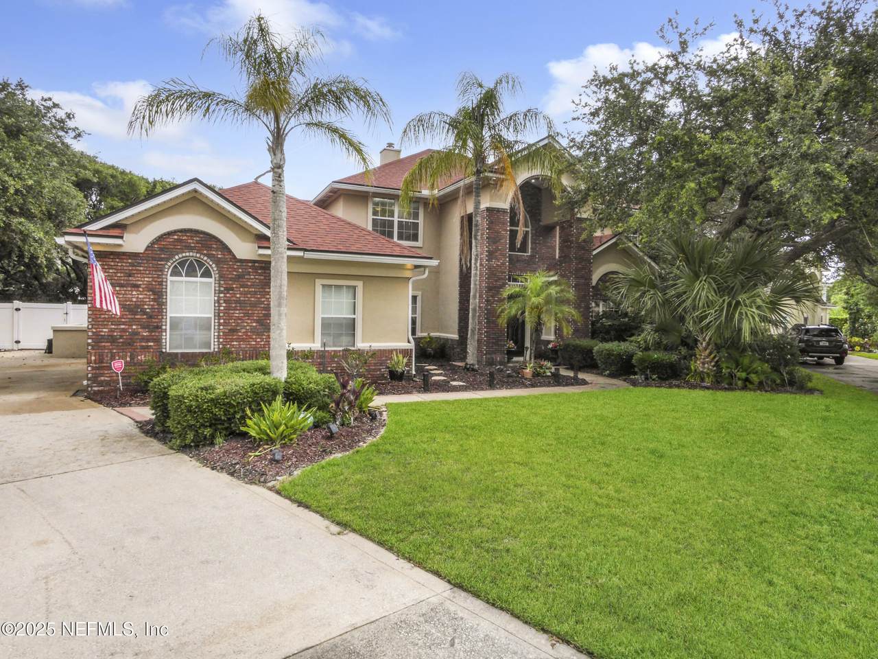 304 1ST Street - Photo 1