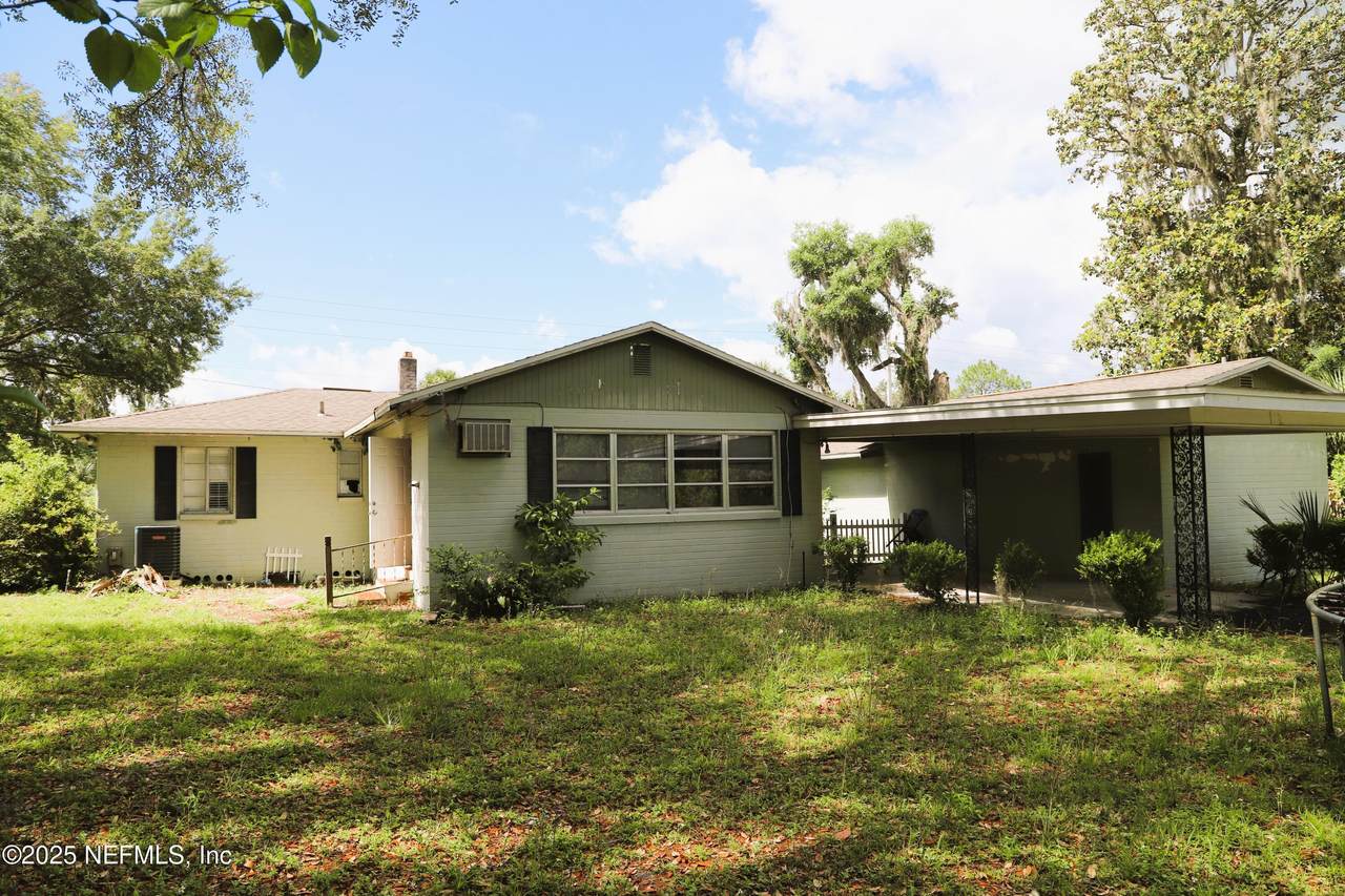 21514 69TH Avenue - Photo 1