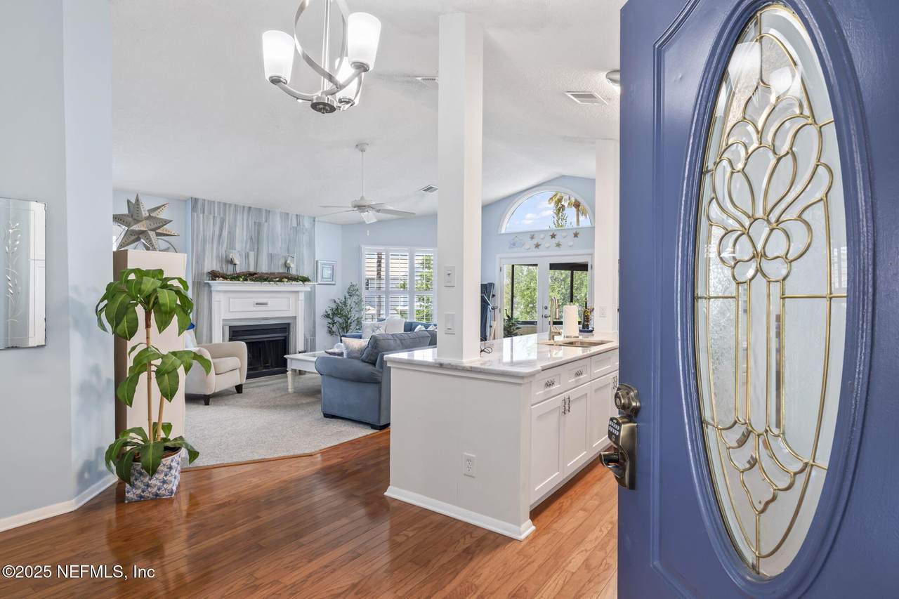 118 Governor Street - Photo 1