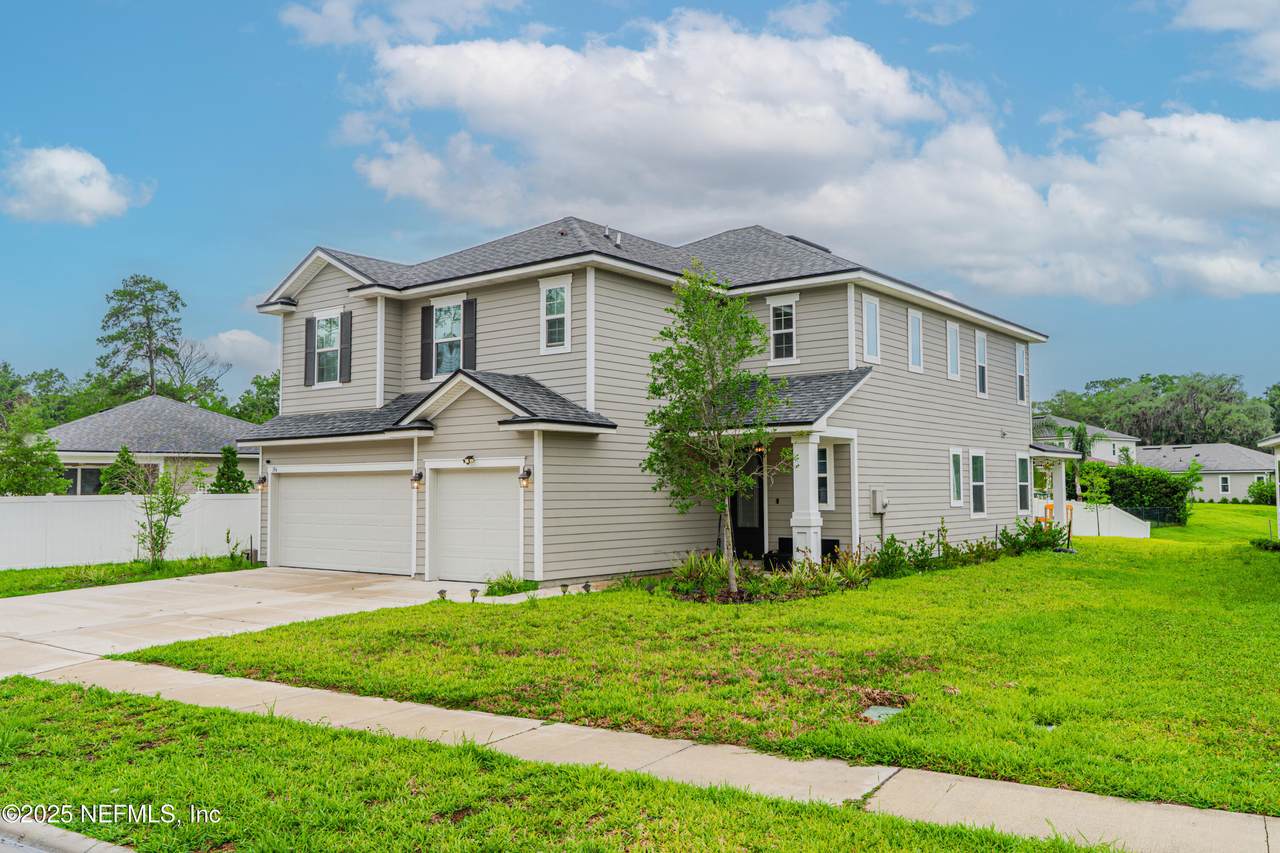 194 Napo Way - Photo 1