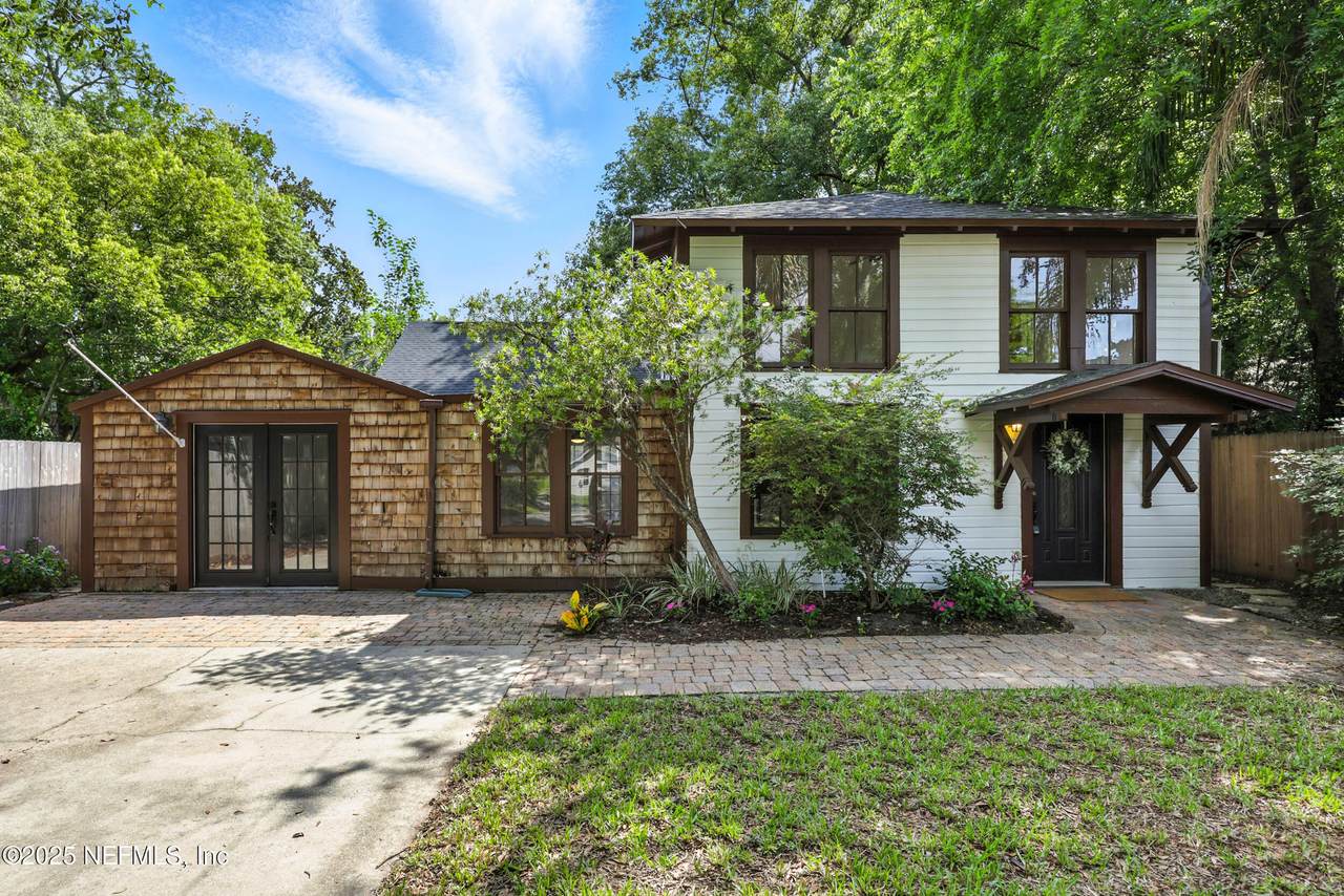 1239 Wolfe Street - Photo 1
