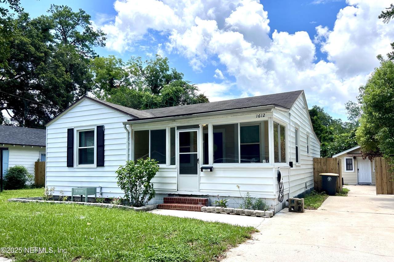 1612 Greenridge Road - Photo 1