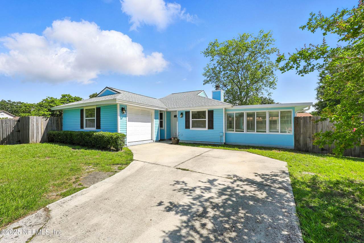 8481 Bluestem Court - Photo 1