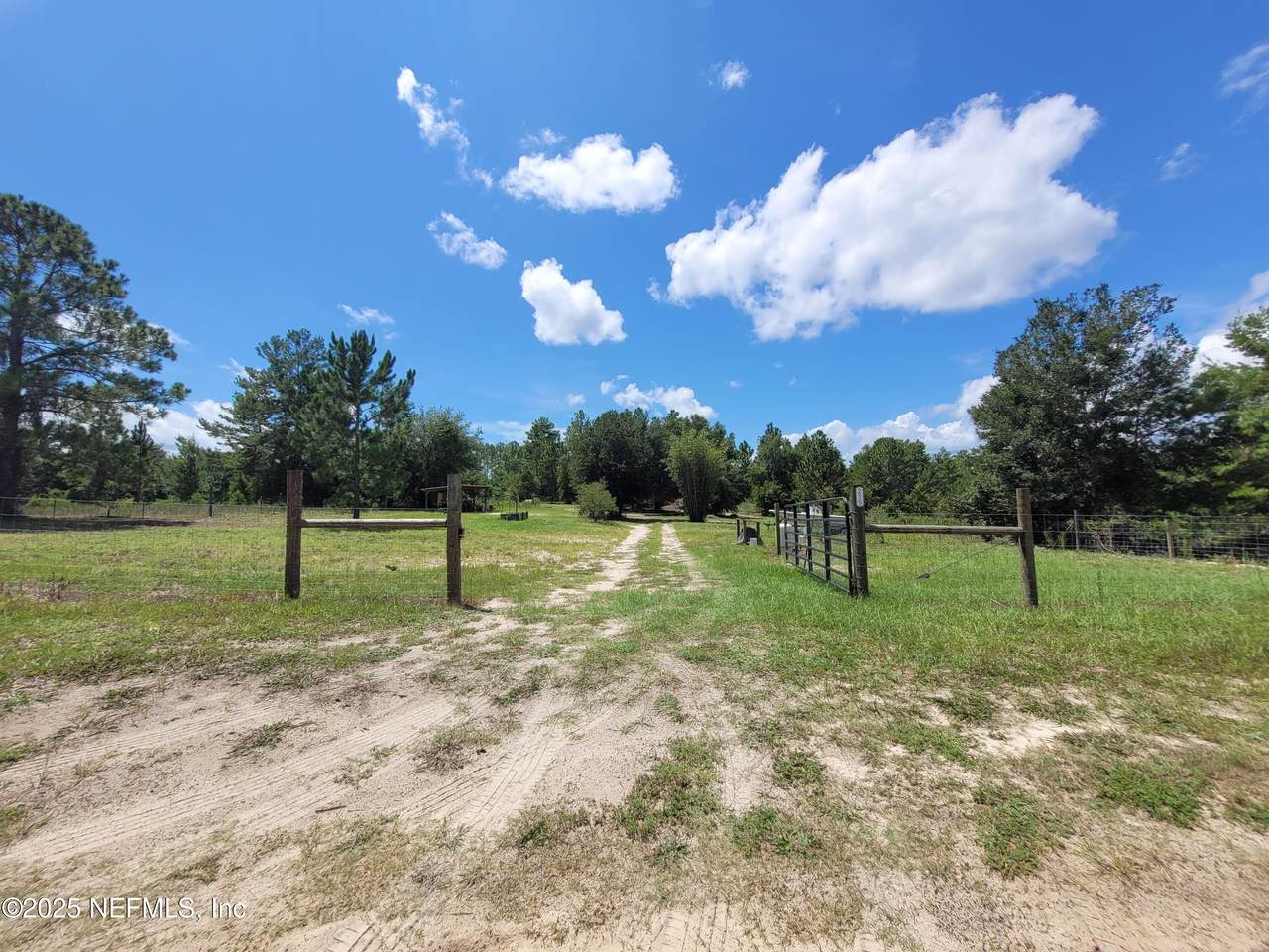 215 Coconut Street - Photo 1