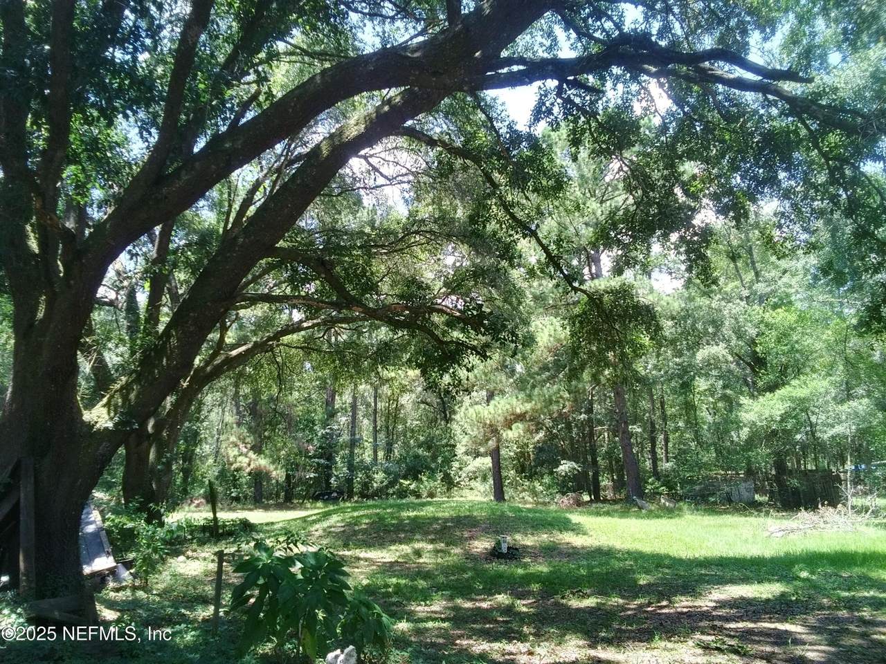 9809 Noroad - Photo 1