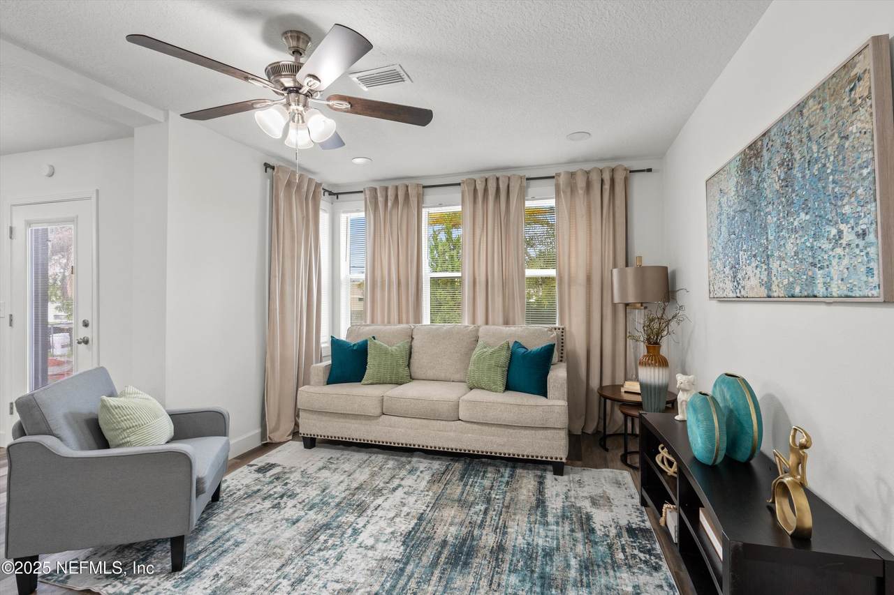 805 Garth Avenue - Photo 1