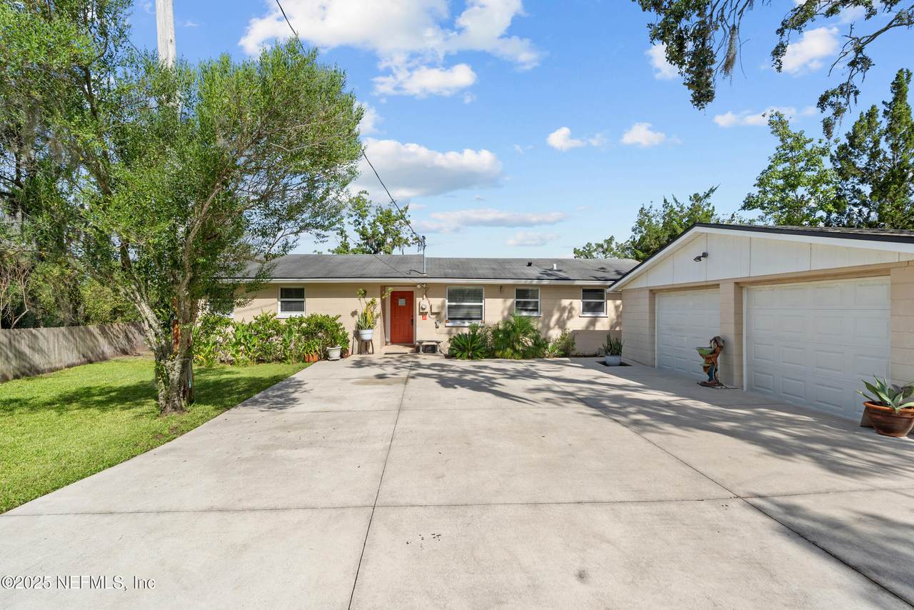 8416 Concord Boulevard - Photo 1