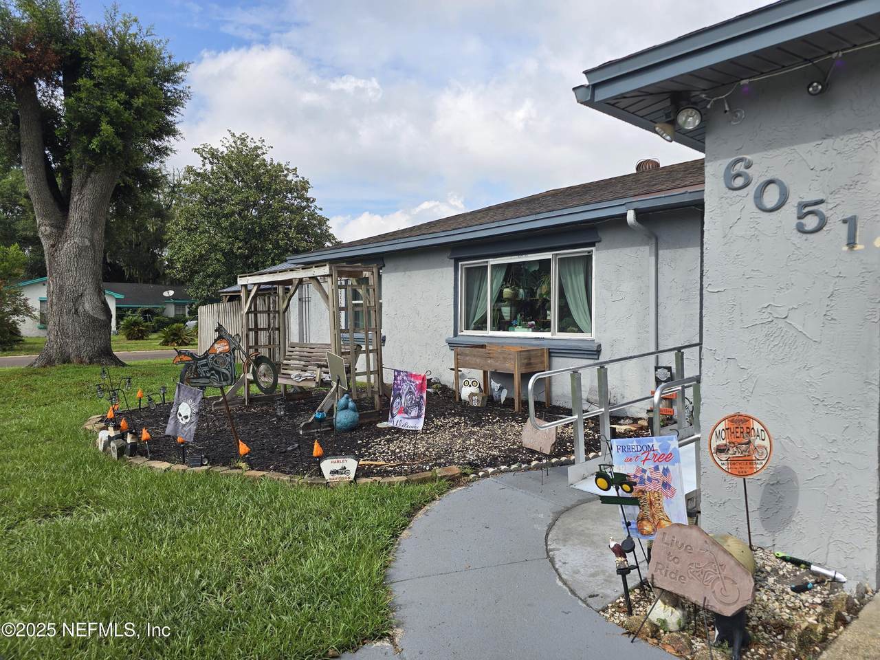 6051 Foxfire Court - Photo 1