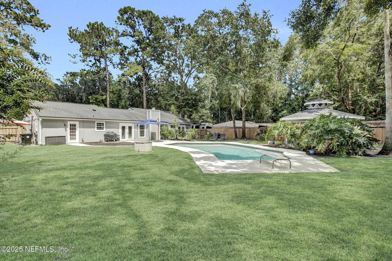 762 Hibernia Forest Drive - Photo 1