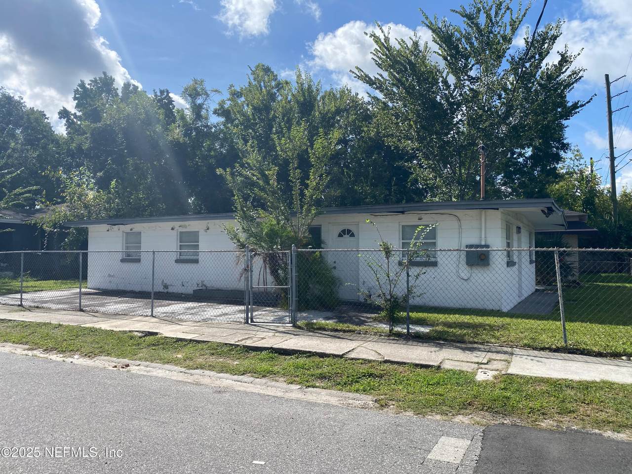 921 Canal Street - Photo 1