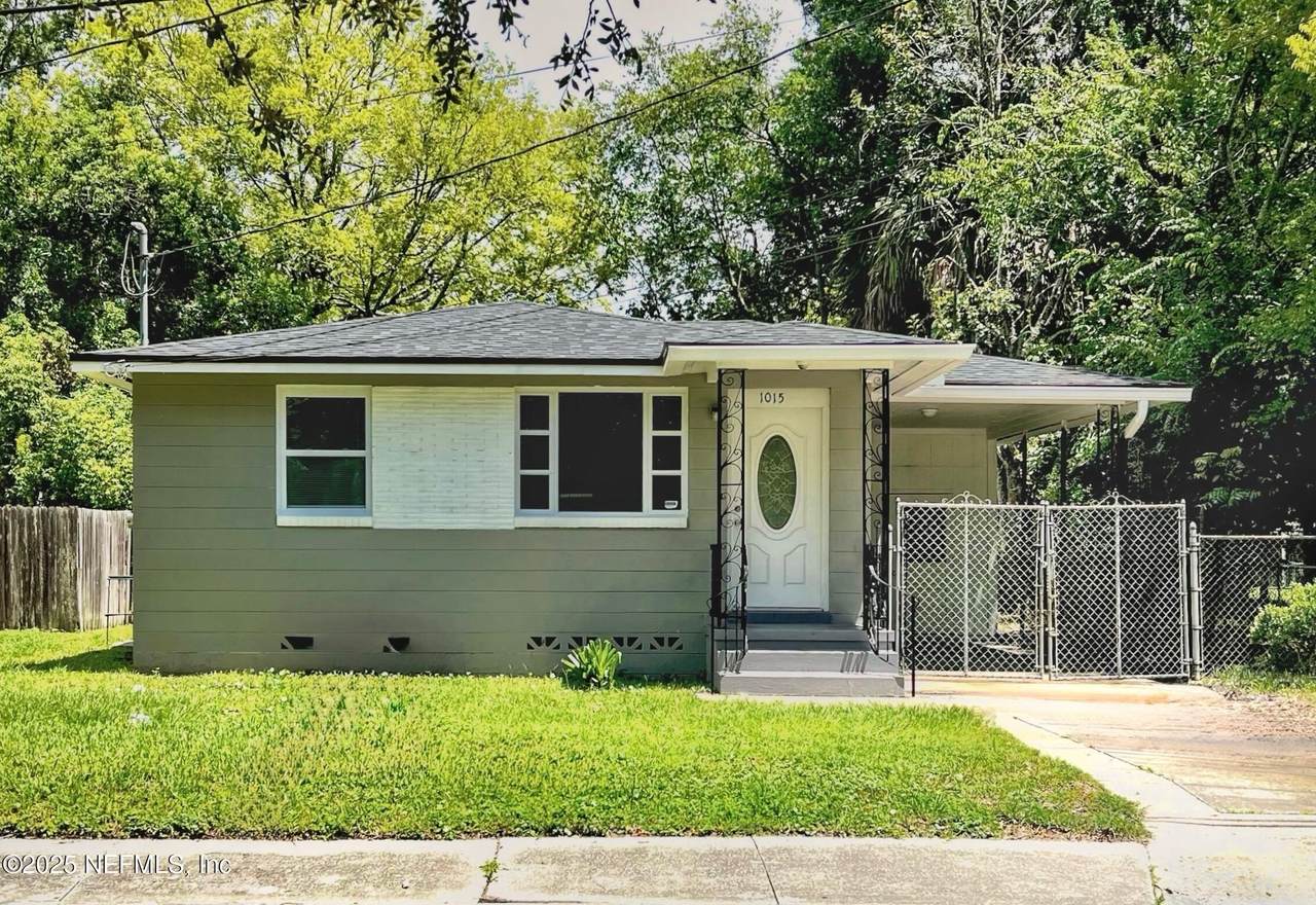 1015 Powhattan Street - Photo 1