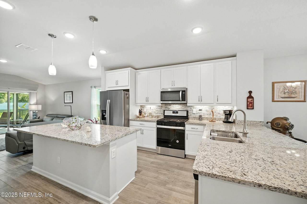13695 Holsinger Boulevard - Photo 1