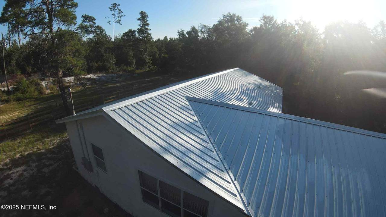 143 Desoto Drive - Photo 1