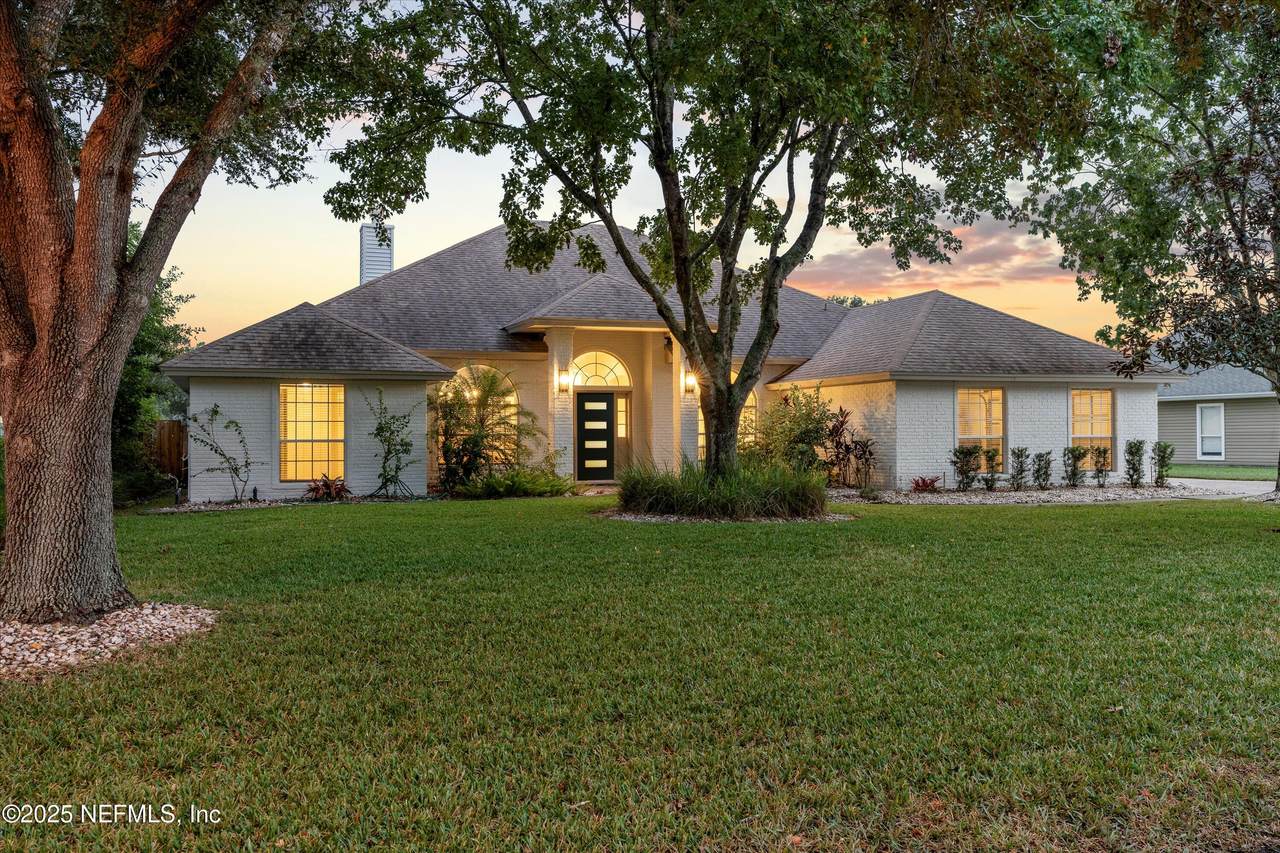 144 Nottingham Drive - Photo 1