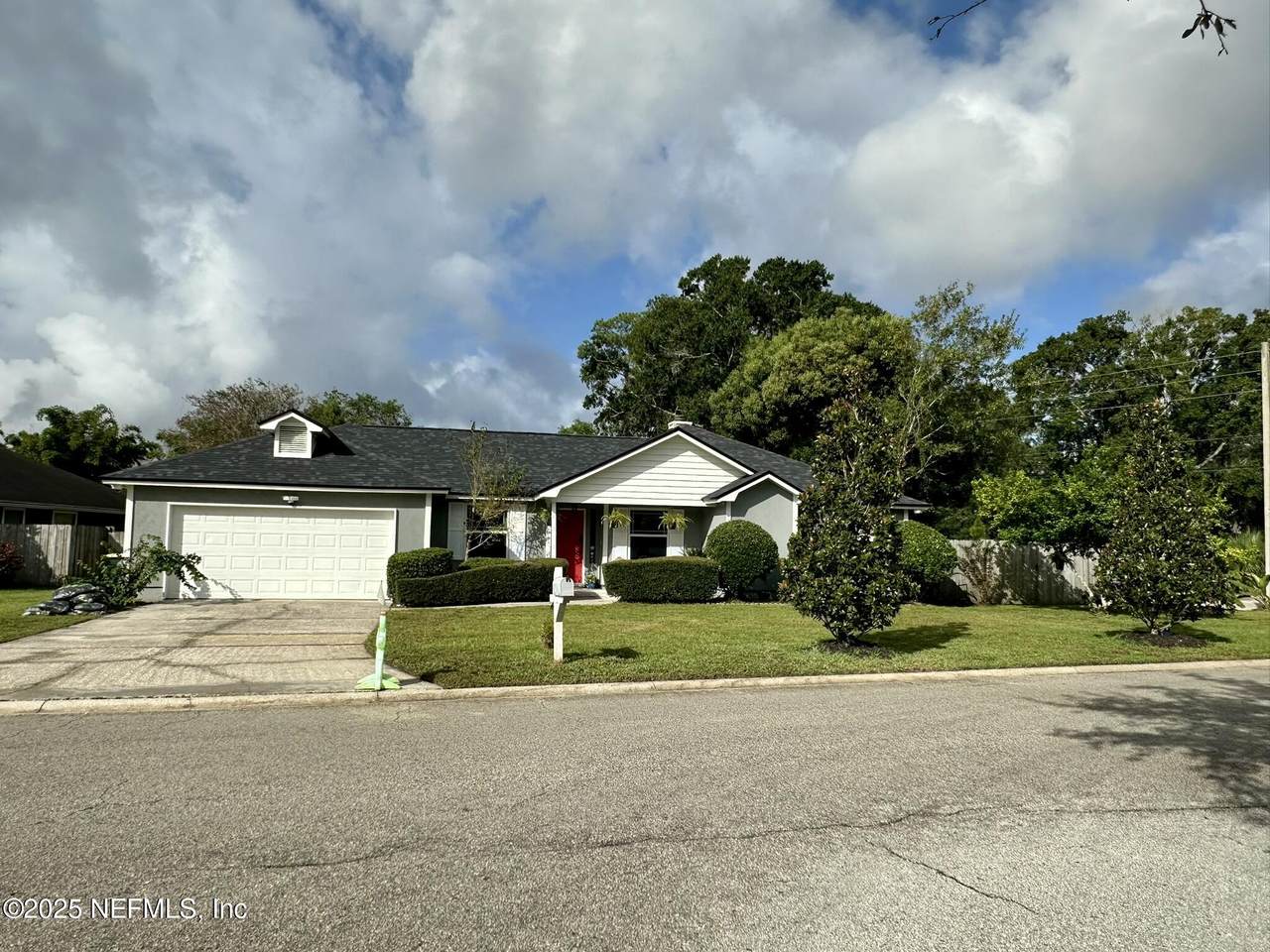 10420 Inverness Drive - Photo 1