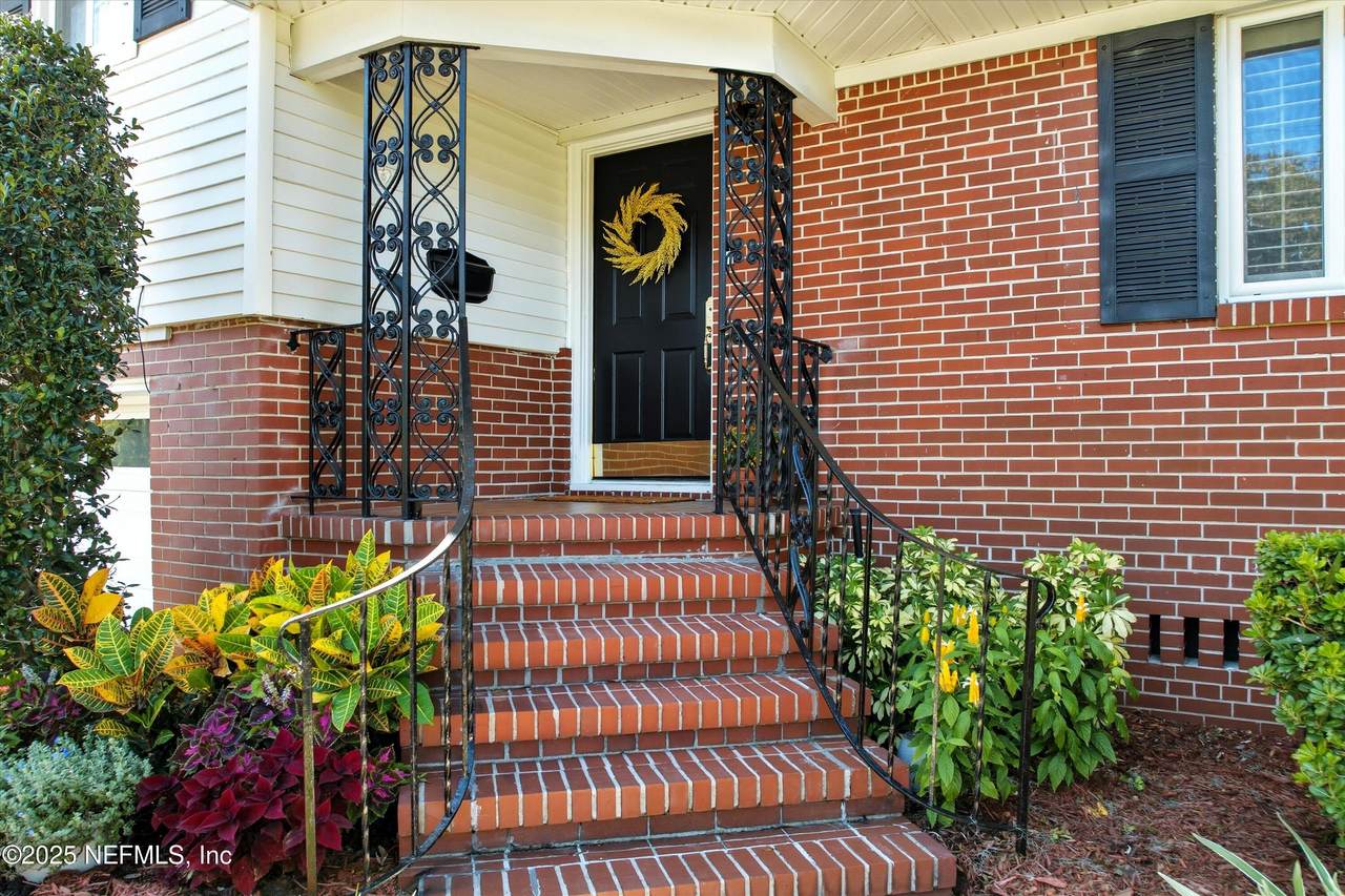 4090 San Jose Boulevard - Photo 1