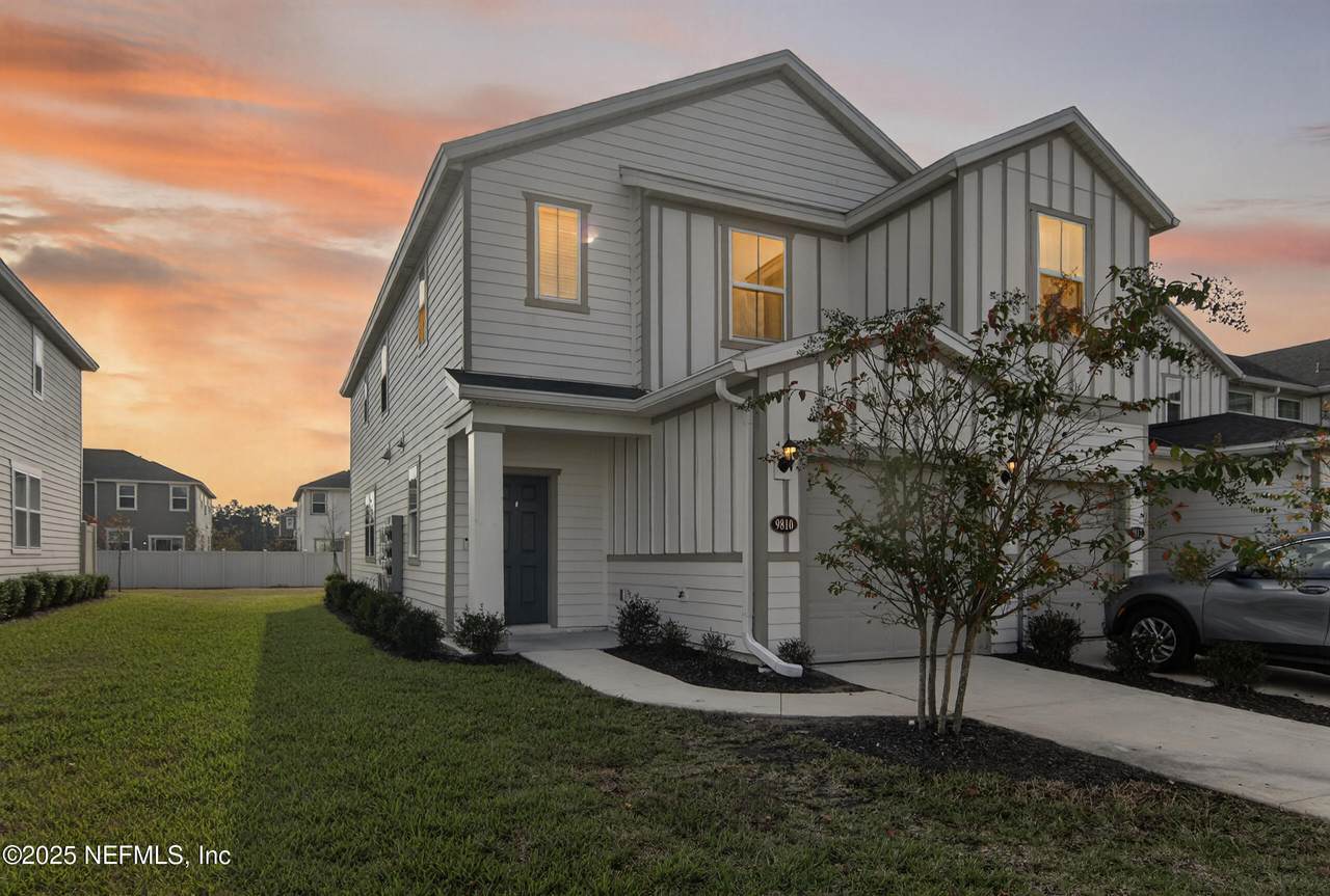 9810 Fiddleback Lane - Photo 1