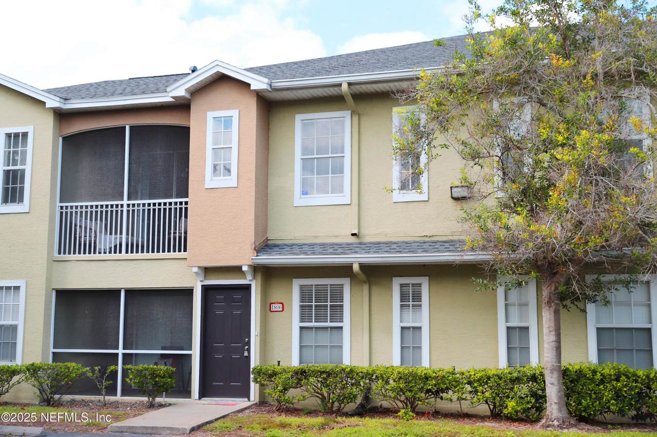 10075 Gate Parkway - Photo 1