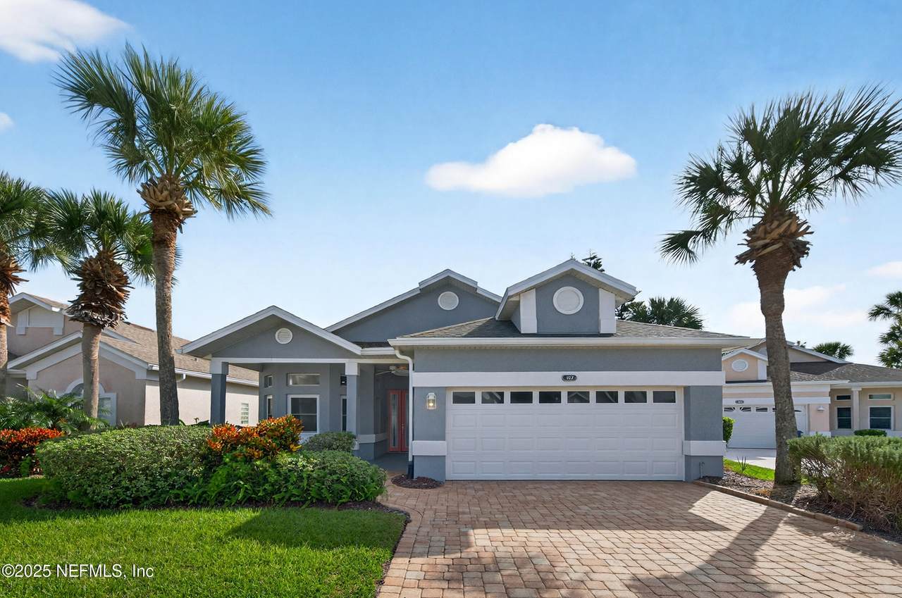 157 Kingston Drive - Photo 1