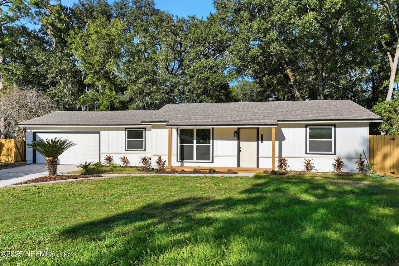 579 Carina Lane - Photo 1