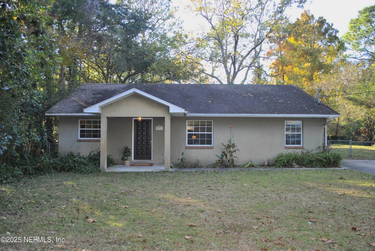 2819 Sixth Street - Photo 1