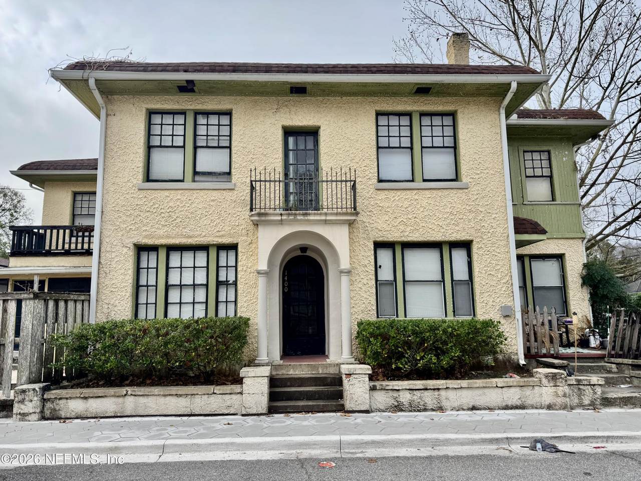 1402 James Street - Photo 1