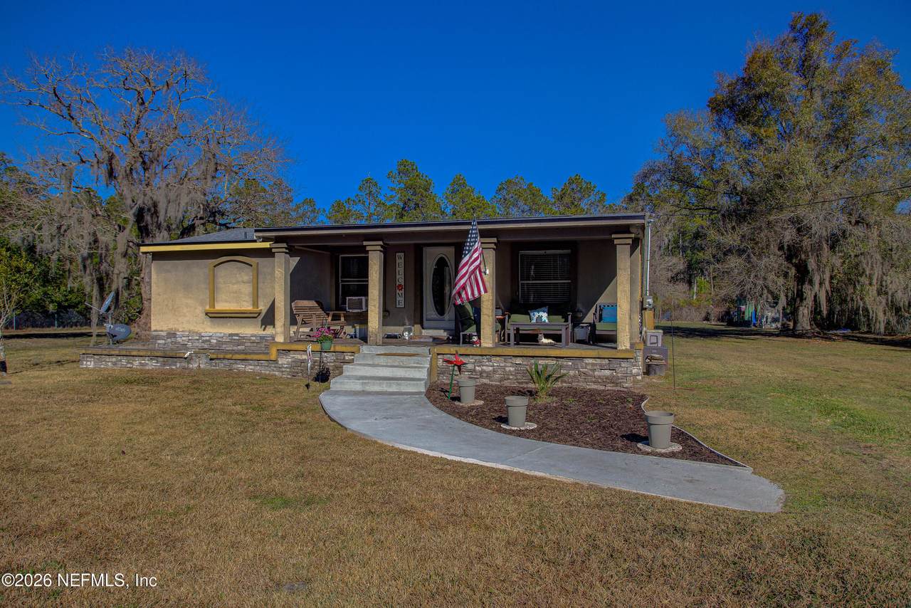 118 3RD Terrace - Photo 1