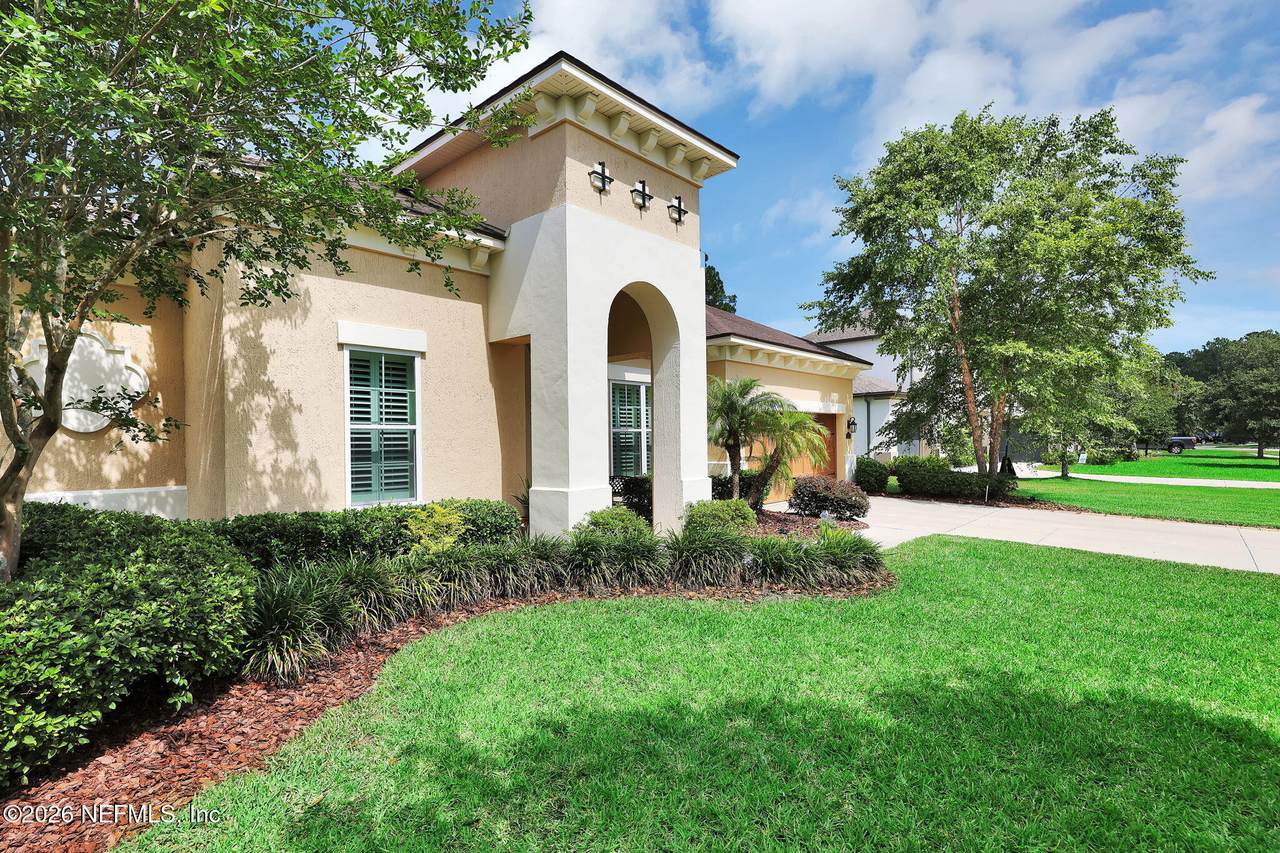 252 Eagle Rock Drive - Photo 1