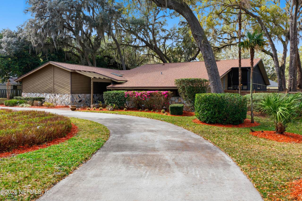 1035 Anchor Road - Photo 1