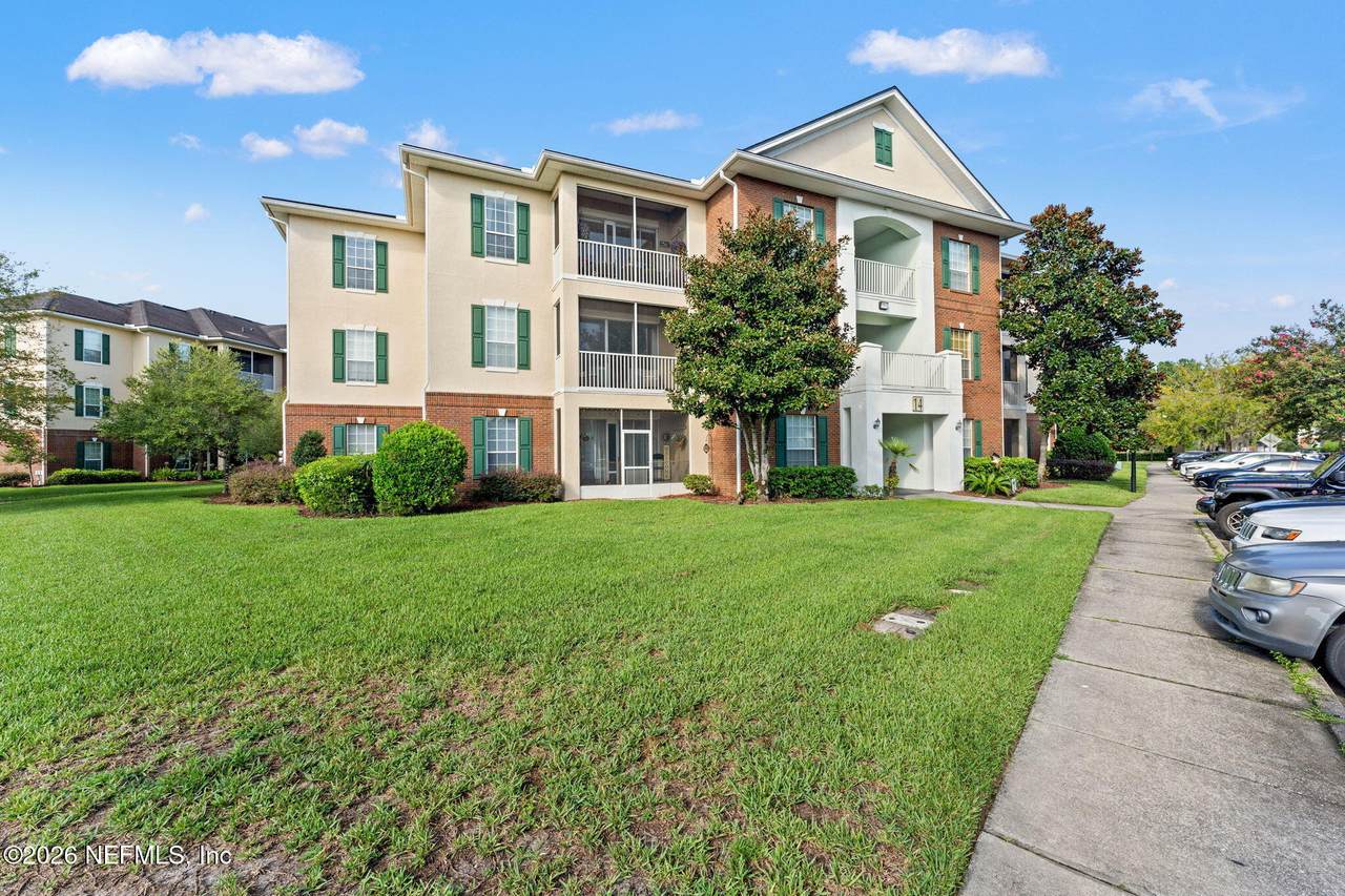 785 Oakleaf Plantation Parkway - Photo 1